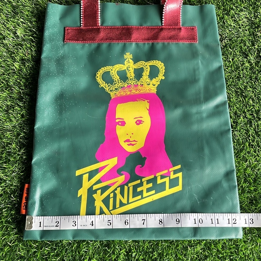 PARCEL Princess Tote Bag - Picture 3 of 9